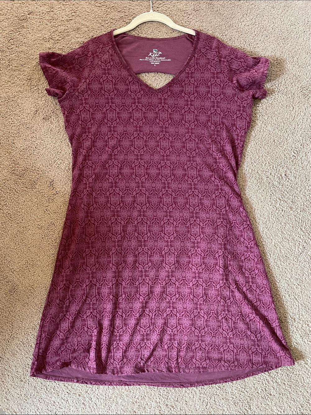 Kuhl Orianna Dress Plum Floral V-Neck Athleisure Dress L Hiking Camping Granola - Picture 11 of 12